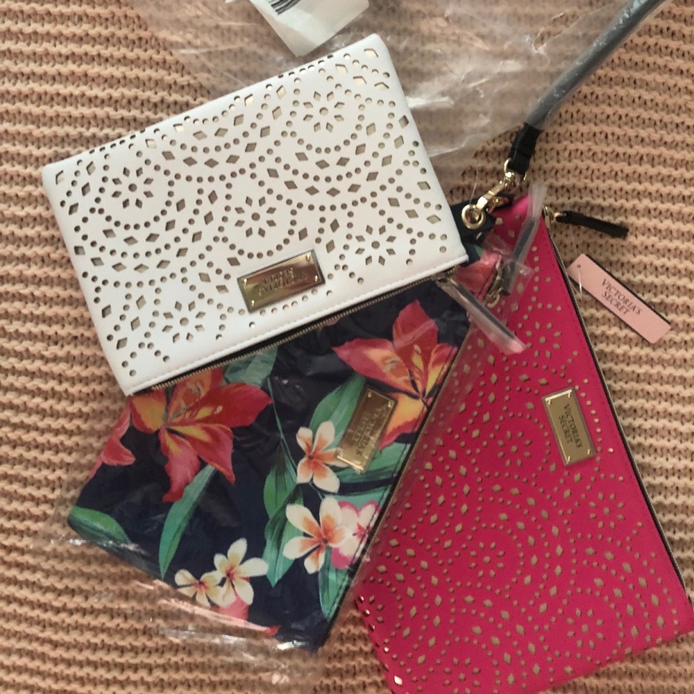 NWT & Original Packaging 3 Pk Victorias Secret Wristlets